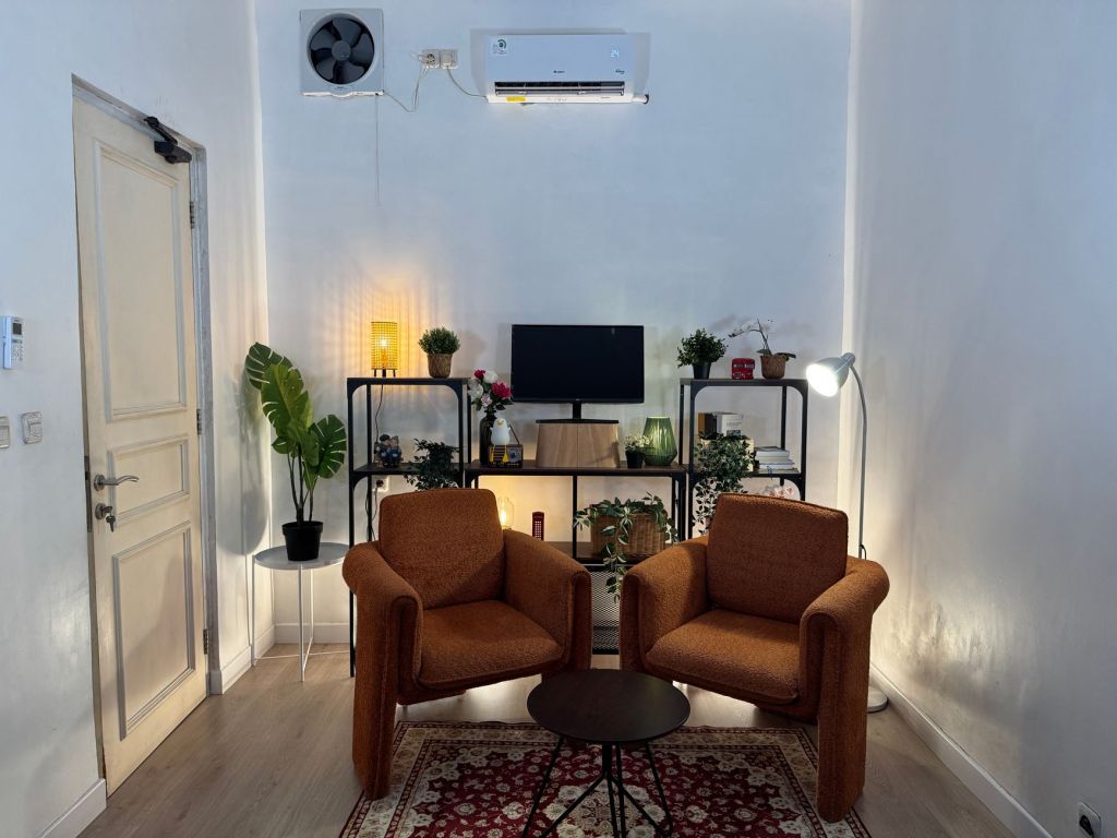 Big Ideas For Small Spaces — How to Organize Any Room on Any&nbsp;Budget